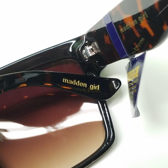 Retro Squared Sunglasses | Cheetah Print | 100% UV - Picture 10 of 10